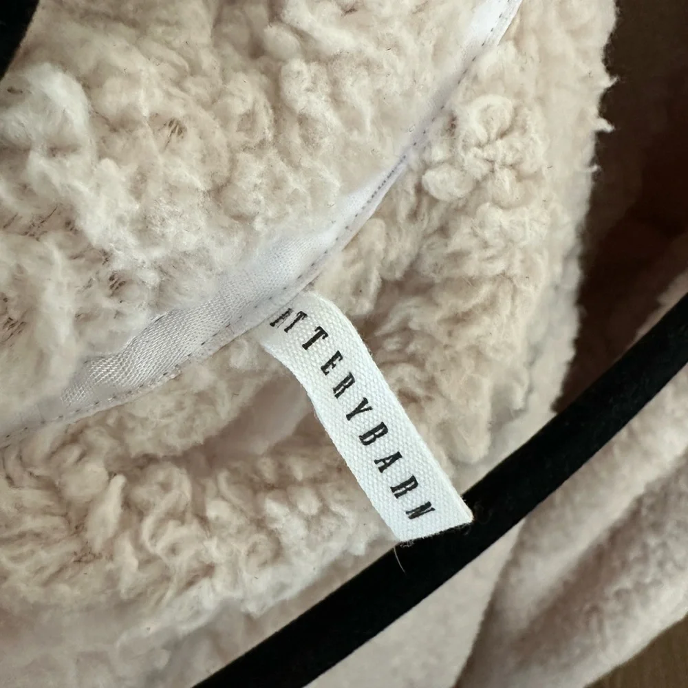 Pottery Barn Teddy Robe Size Large - Picture 3 of 5